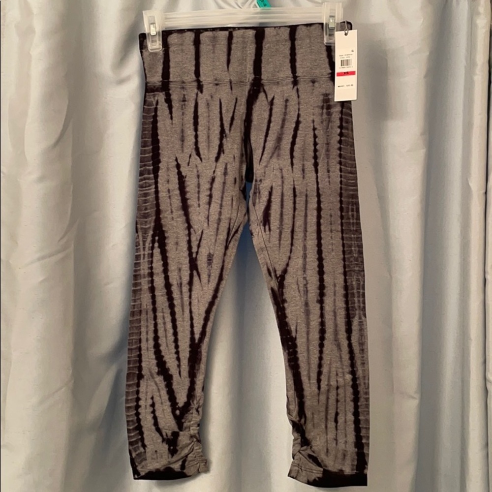 NWT TIE DYE CALVIN KLEIN LEGGINGS